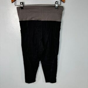 Blis Women’s Cropped Leggings Loungewear sz M NEW # D468